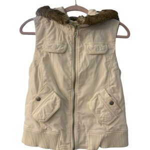 LOFT Cream Corduroy Hooded Vest w Detachable Faux Fur Trim | Size Small